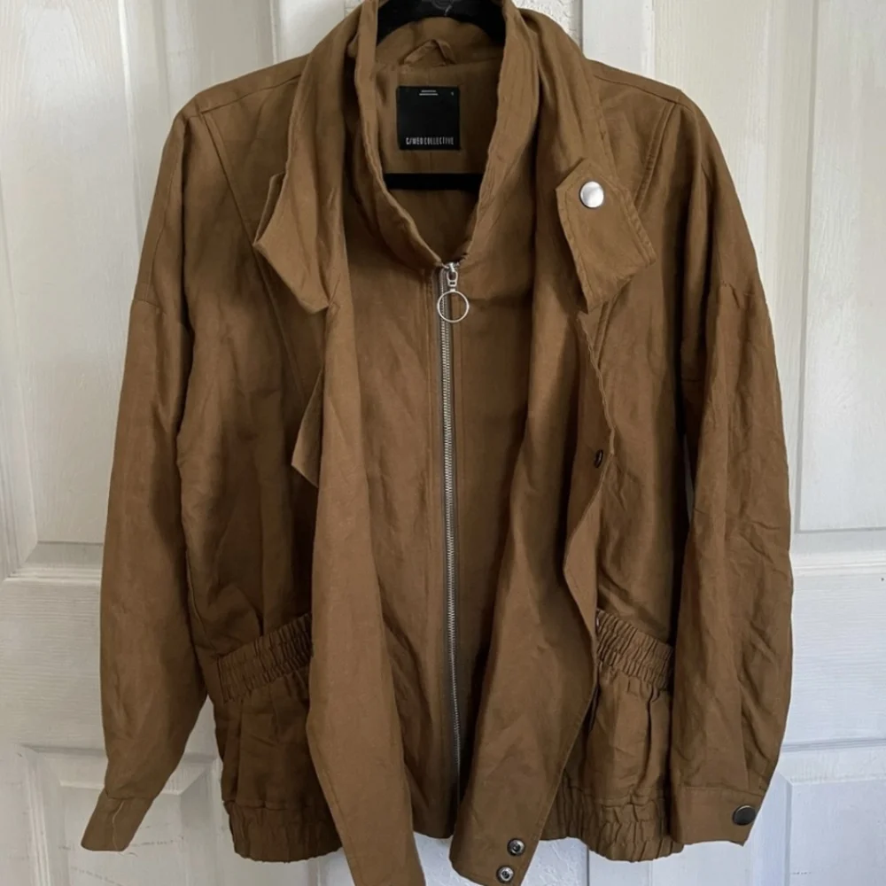 Linen Khaki Utility Jacket XS - C/Meo Collective Revolve - Picture 4 of 10